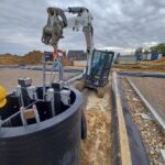 Installation de puits en PEHD pour la création de la micro-station d'épuration sur le Klijtebeek